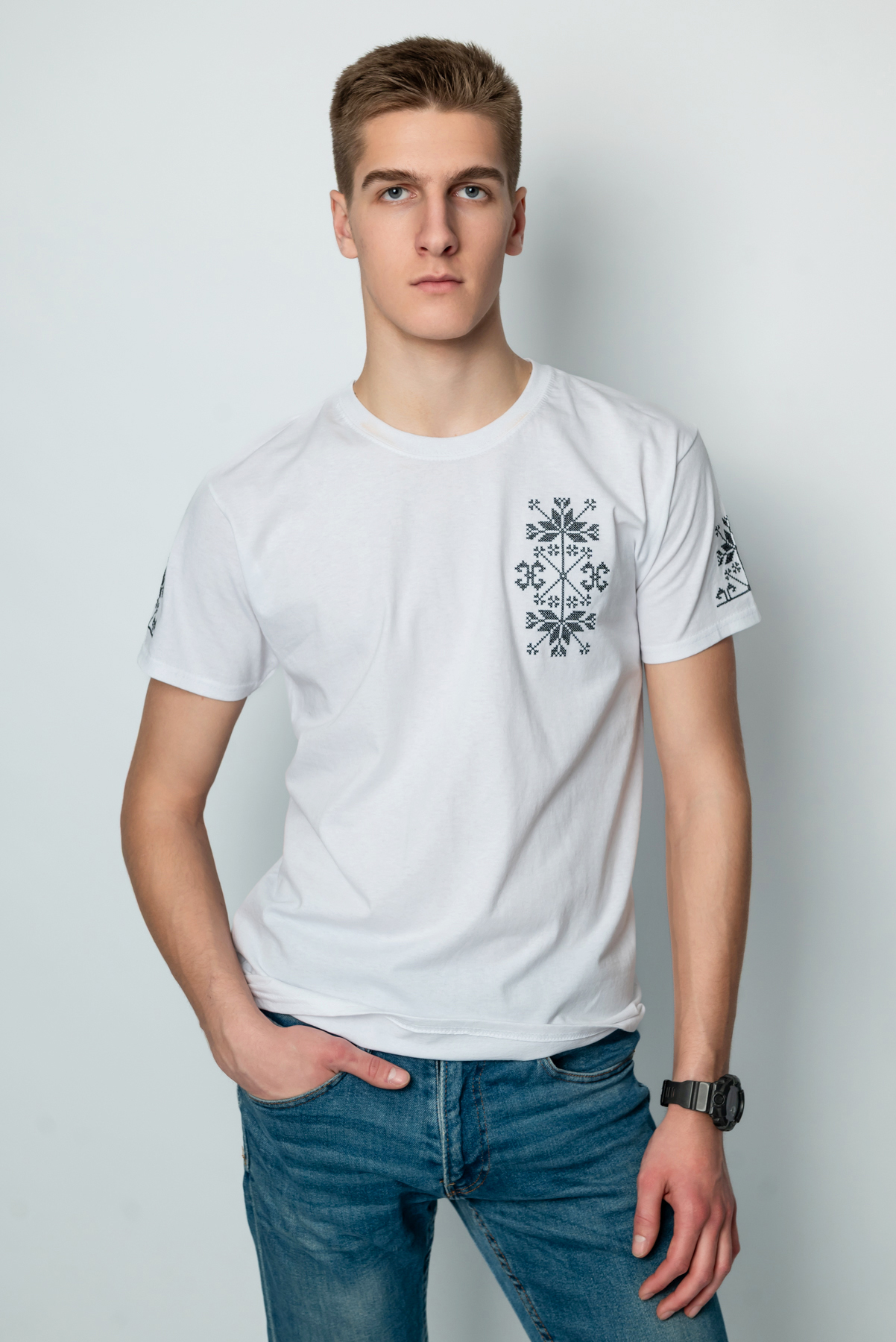 Marškinėliai (UNISEX) - pagrindinis paveikslėlis